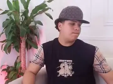 Chaturbate Live Sex of bennett_alejoo