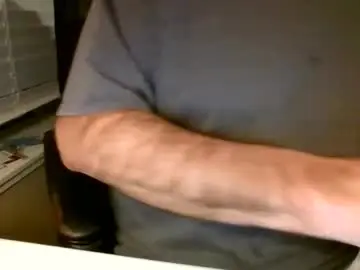 Chaturbate Free Live Porn of hottop_1981