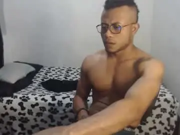 Chaturbate Adult Webcam of ian_tuner