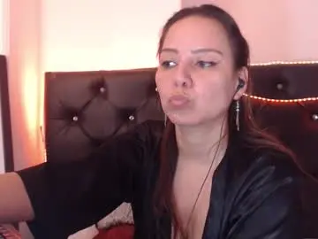 Chaturbate Watch Live Sex Cams of camila_delarosa