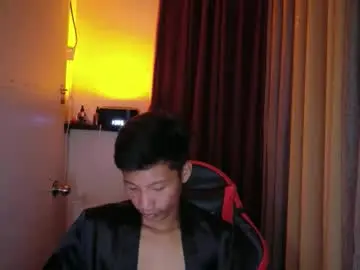 Chaturbate Live Sex Cam of horny_asianmoreno