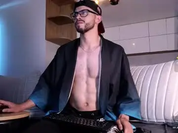 Chaturbate Adult Webcams of phantom_bigger1