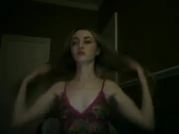 Chaturbate Watch Live Sex Cams of running_girl_izzy