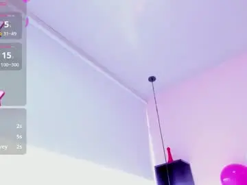 Chaturbate Live Sex Cam of violet_myerrs