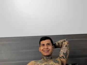 andrew_sanders69 from chaturbate