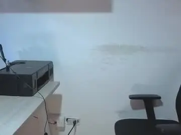 Chaturbate Live Sex of lolalola_12