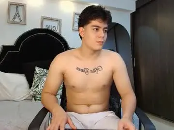 Chaturbate Nude Webcam of maxxicruz