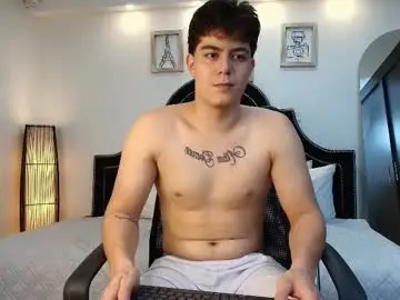 Chaturbate Live Sex Cam of maxxicruz