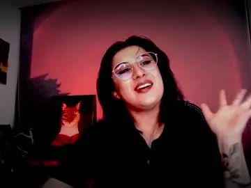 Chaturbate Live Sex Cam of scarlett_sen