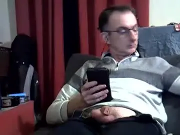 Chaturbate Live Porn of 18remy45