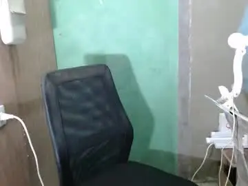 Chaturbate Nude Webcam of agentcummer_28