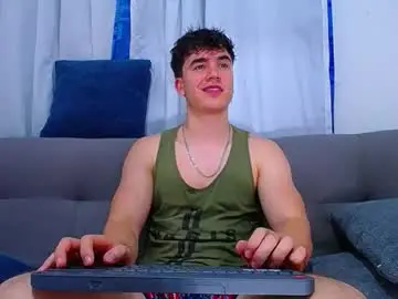 Chaturbate Private Sex Chat of andre_parker