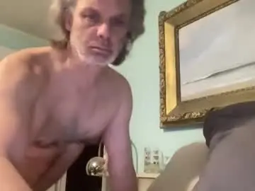 howlingatnothing from chaturbate