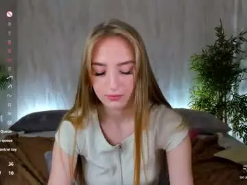 Chaturbate Nude Webcam of stacy_riiver