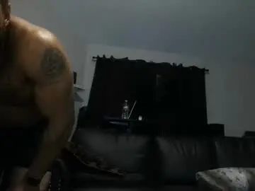 Chaturbate Live Sex Cam of thomasgwhitecft