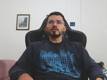 Chaturbate Watch Live Sex Cams of alejandroo_7