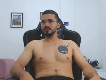Chaturbate Watch Live Sex Cams of alejandroo_7