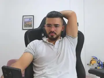 Chaturbate Nude Webcam of alejandroo_7