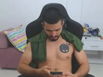 Chaturbate Sex Cam of alejandroo_7