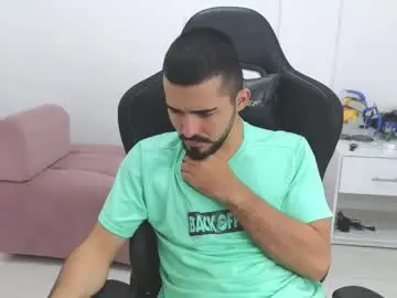 Chaturbate Adult Webcams of alejandroo_7