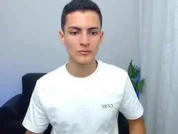 Chaturbate Live Sex Cam of matiius18