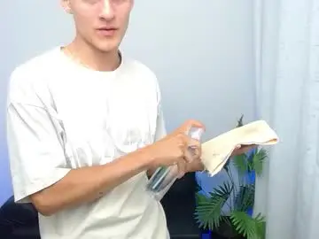 Chaturbate Live Porn of matiius18