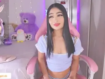 Chaturbate Free Porn Cam of hazelbabee_