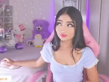 Chaturbate Free Live Porn of hazelbabee_