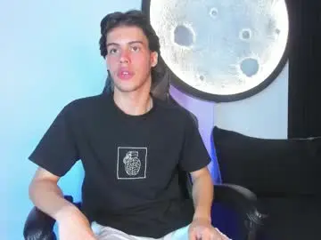 Chaturbate Live Sex of lucian_greyy