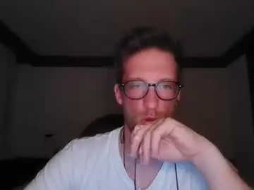 Chaturbate Sex Chat of moms_little_monster