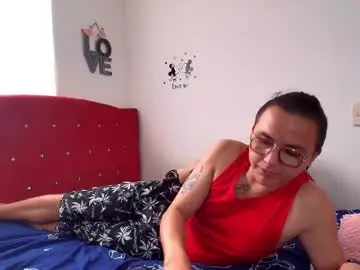 Chaturbate Free Live Porn of husbands_horny