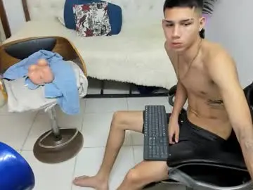 Chaturbate Free Porn Cam of paul_ponce