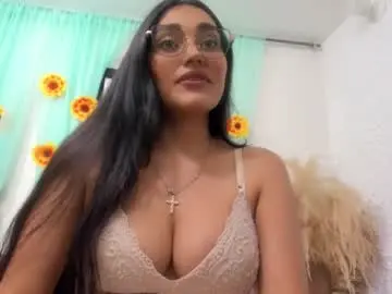 Chaturbate Live Sex Cam of kylie_sweett_