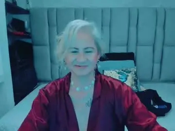 Chaturbate Live Sex Cam of scarlethoot_