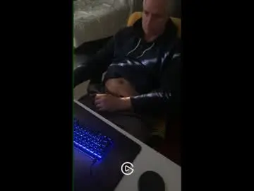 edgemeallnight from chaturbate