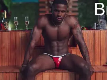 Chaturbate Nude Webcam of ethan_travis0