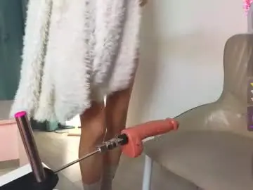 Chaturbate Live Sex Cam of hey_herbal