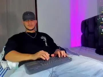 Chaturbate Nude Webcam of austin_curry