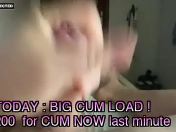 Chaturbate Live Sex Cam of gabrieldeep