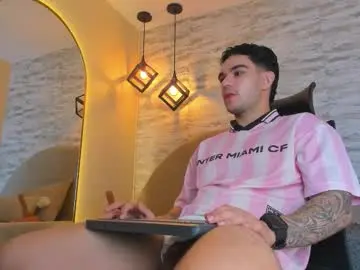 Chaturbate Adult Webcam of itswolfine