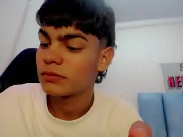 Chaturbate Live Sex of lil_babyyy_