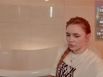 Chaturbate Nude Webcam of miss_redfox