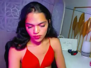 Chaturbate Live Sex Cam of servicedoll18