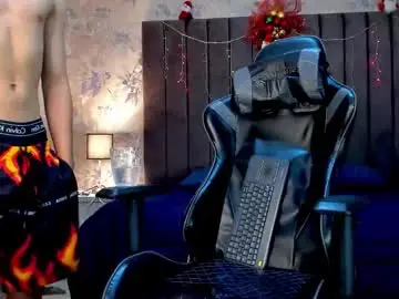 Chaturbate Live Sex of ethanlowell