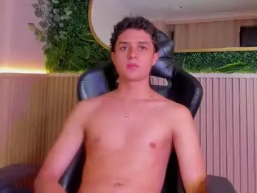 Chaturbate Private Sex Chat of ethanlowell
