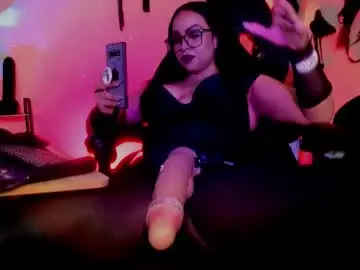 Chaturbate Adult Video Chat of veresskaardila77