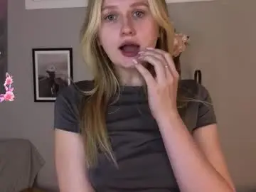 Chaturbate Watch Live Sex Cams of belly_brics