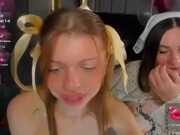 Chaturbate Live Sex Cam of elizabethh_brown