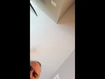 Chaturbate Live Porn of gobare1