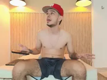 Chaturbate Free Porn Cam of im_bull